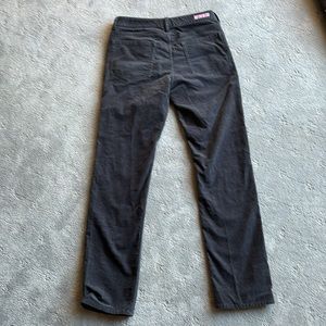 Vineyard Vines navy corduroy pants size 30x32